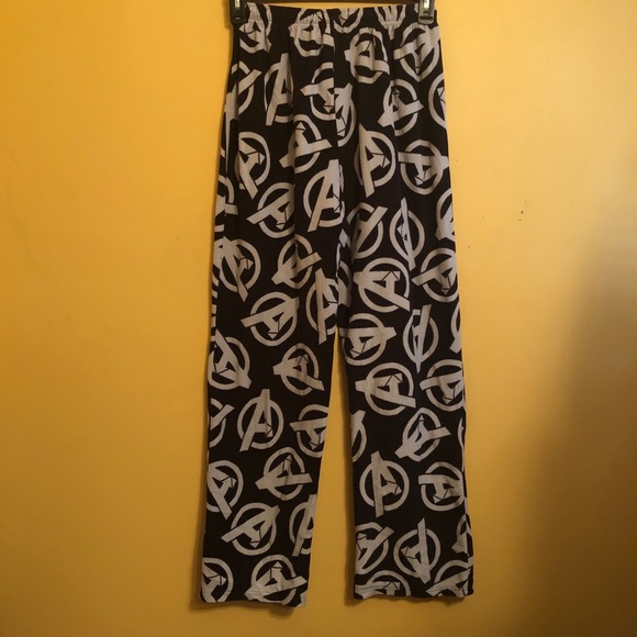 The Avengers Preloved Pajama Pants B23 - Picture 2 of 8